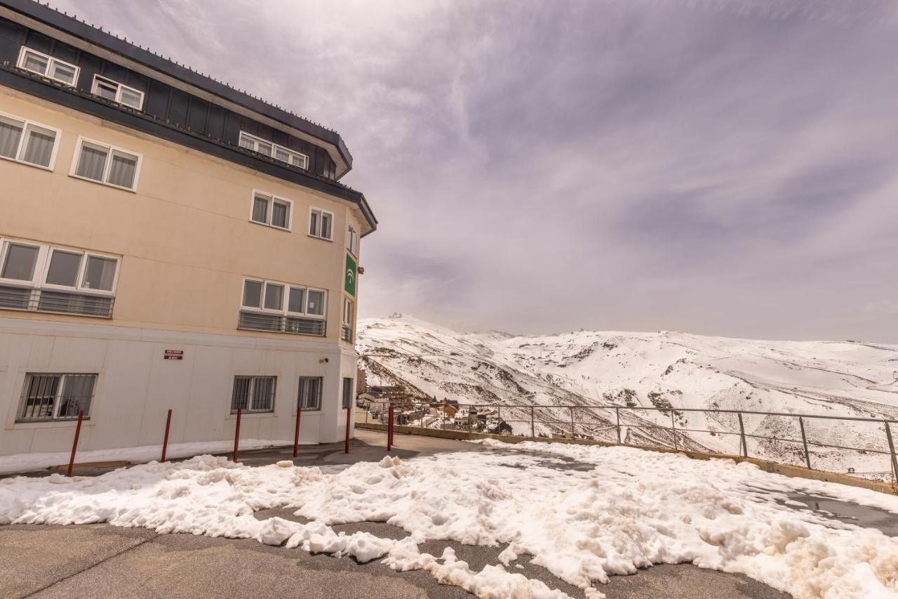 Albergue Inturjoven Сьерра-Невада Экстерьер фото