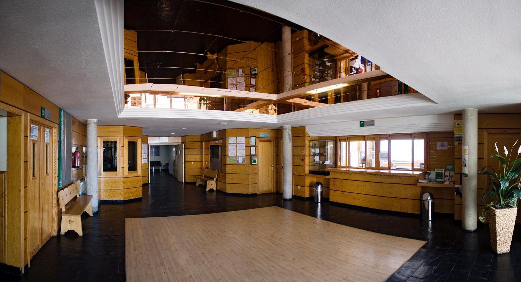 Albergue Inturjoven Сьерра-Невада Экстерьер фото